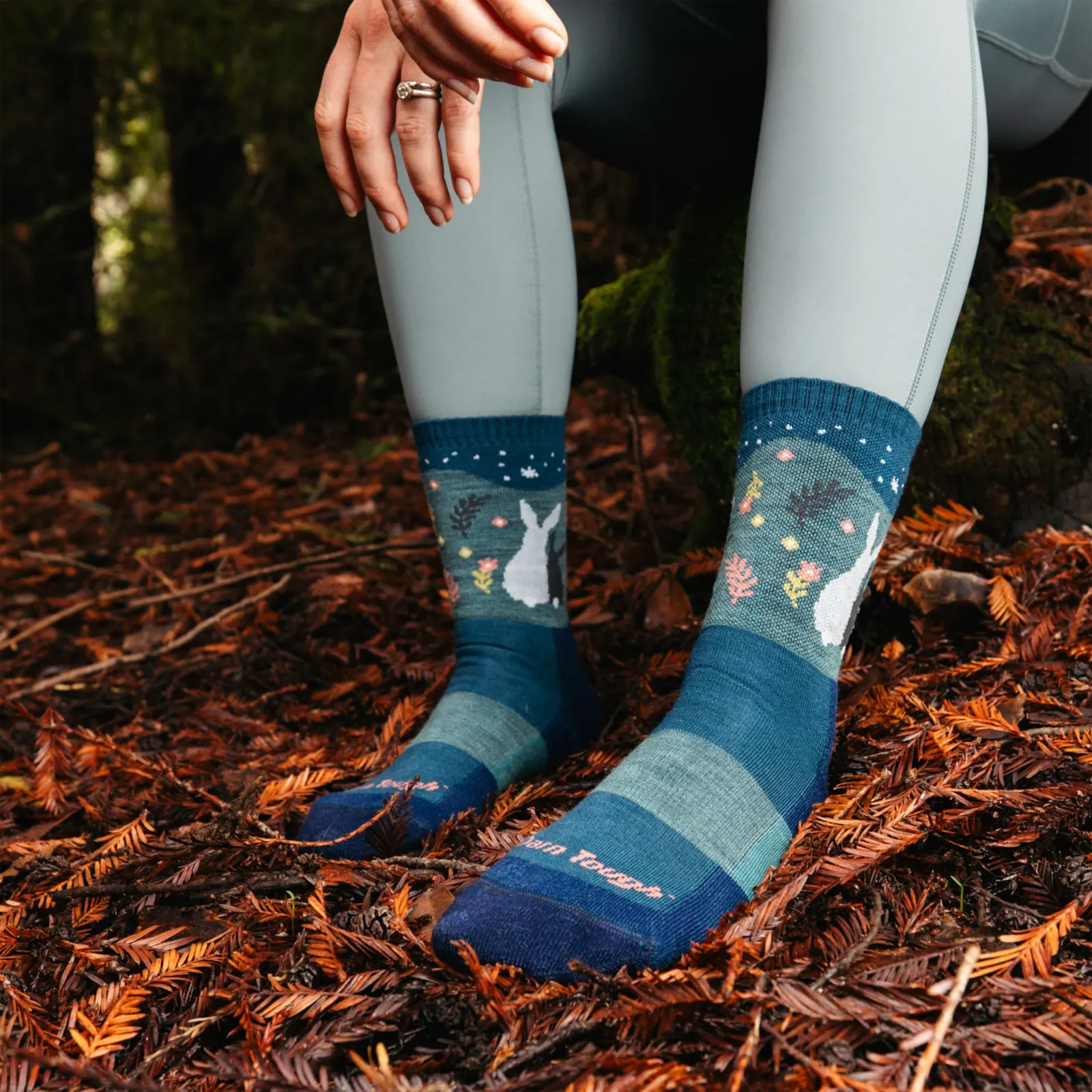 Darn Tough Critter Club Lightweight Cushion Micro Crew Sock (Women) - Eclipse
